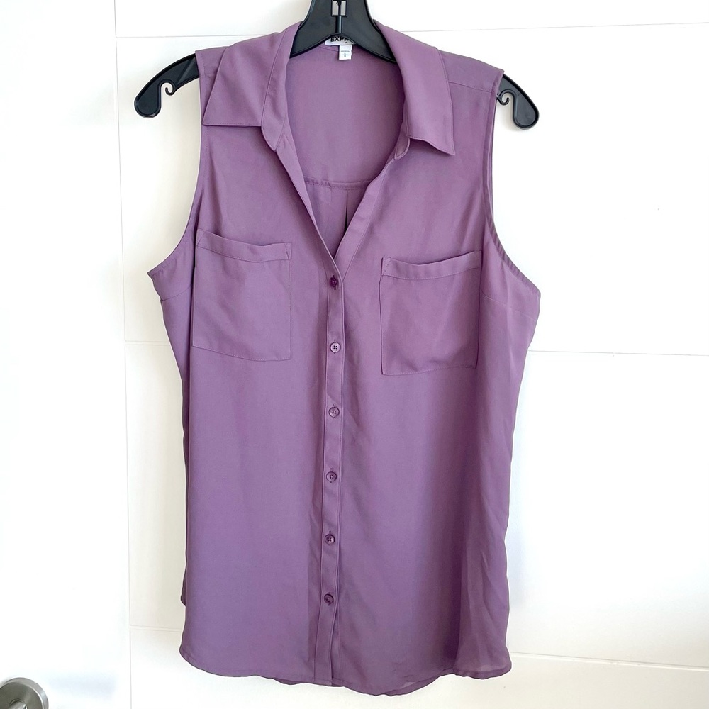 💜Express sleeveless button down purple tank top